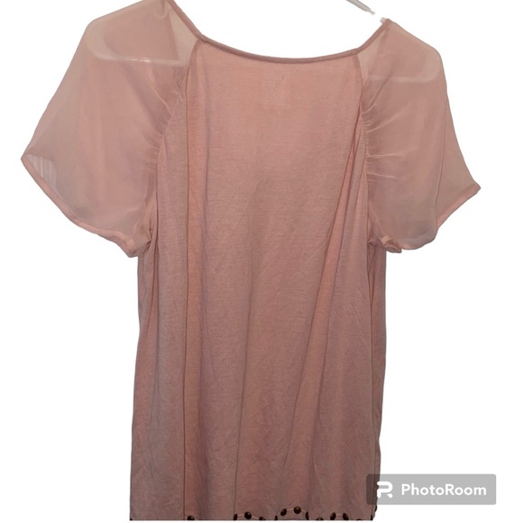 5/$20 Blush Pink Mixed Media V-Neck Tee - Picture 2 of 5